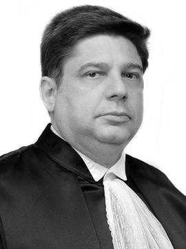 Ministro Raul Araújo